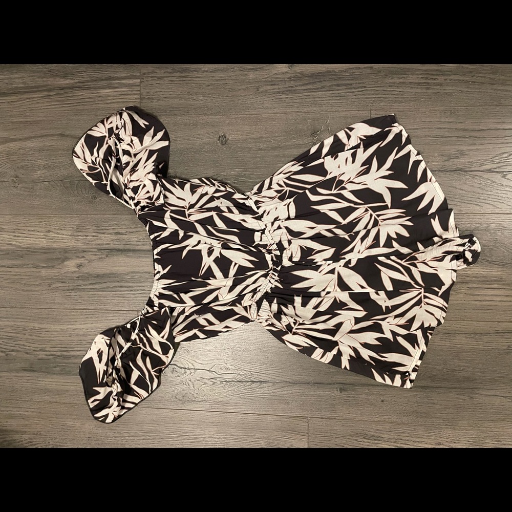 Patterned romper. Great for vacation!